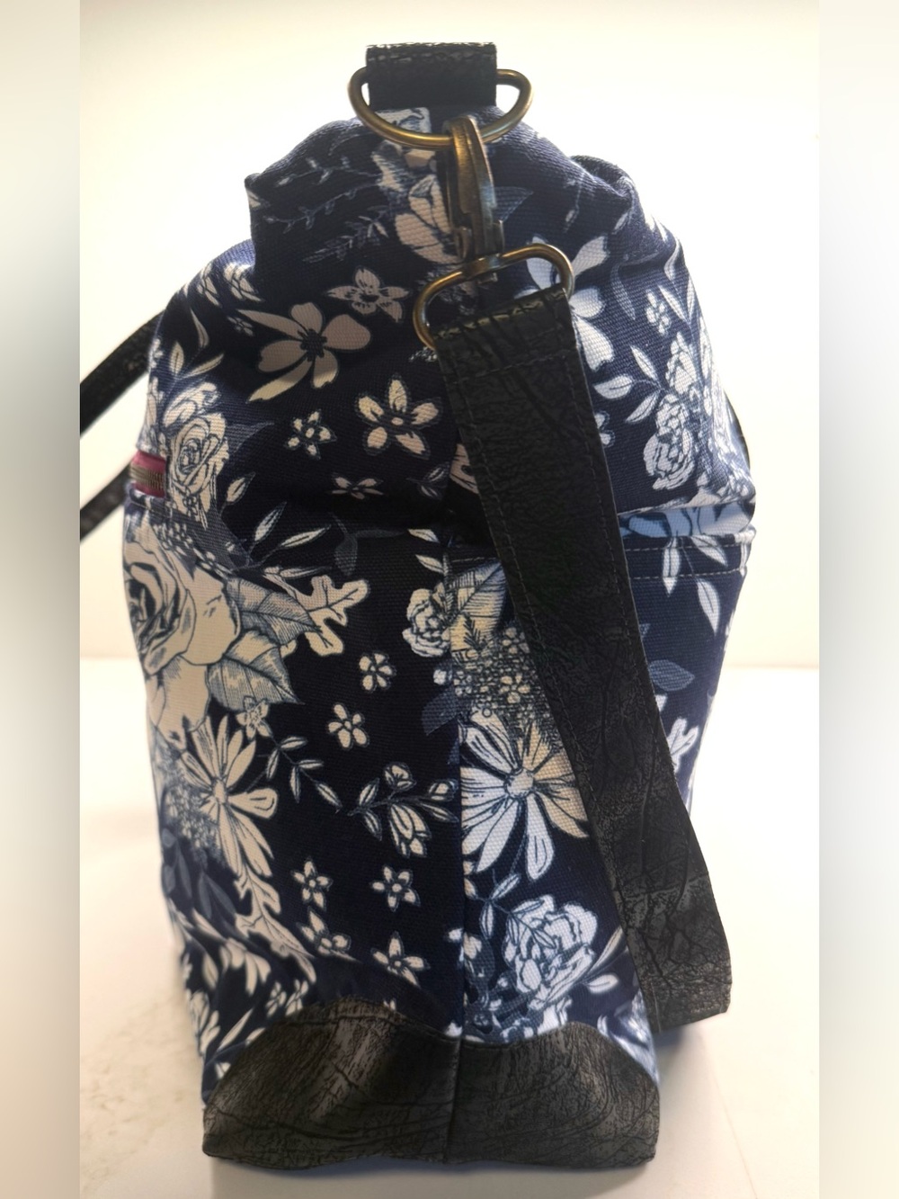 Rebekah Scott Elizabeth Weekender Nightingale Floral Bag - Picture 7 of 8